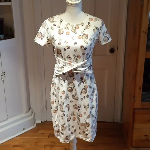 liz claiborne short sleeve dress DP0512202509162175M?hei=350&wid=350&op_usm=.4,.8,0,0&resmode=sharp2&op_sharpen=1